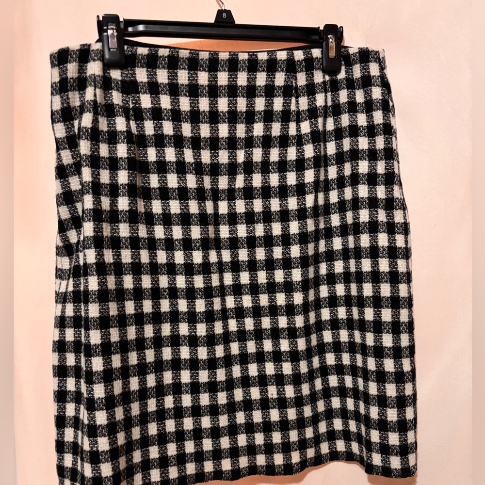 Talbots Wool Blend B&W Checkered Skirt with Side Zipper and Full Lining
